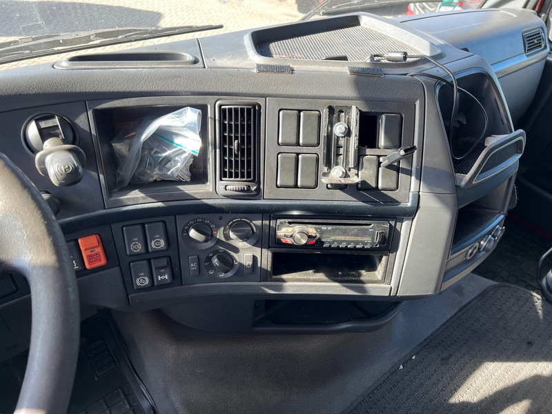 Влекач Volvo FH13.420 Globetrotter - ADR: снимка 9