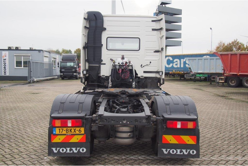 Volvo FM 410 Globetrotter - Влекач: снимка 5 Volvo FM 410 Globetrotter - Влекач: снимка 5