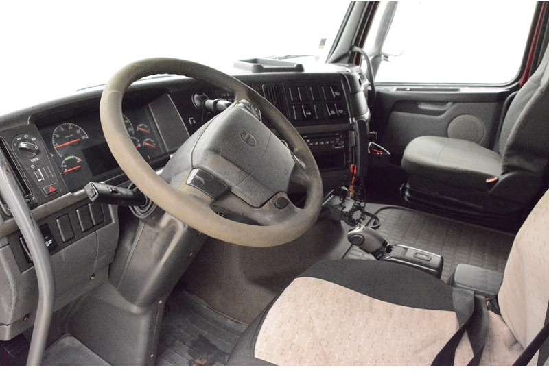 Бордови камион Volvo FH12.460 Globetrotter: снимка 7 Бордови камион Volvo FH12.460 Globetrotter: снимка 7
