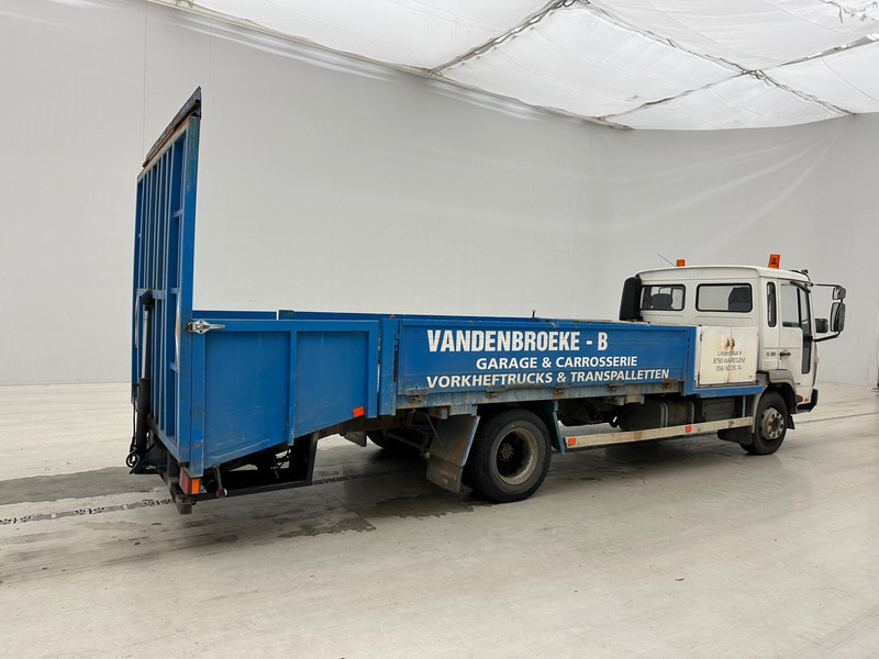 Volvo FL 180 - Самосвал камион: снимка 4 Volvo FL 180 - Самосвал камион: снимка 4