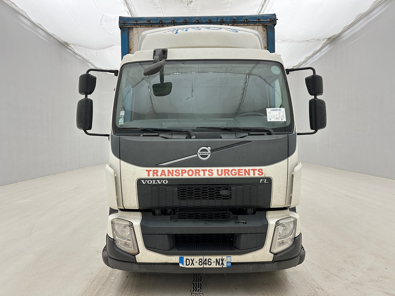 Volvo FL 250 - Камион с брезент: снимка 2 Volvo FL 250 - Камион с брезент: снимка 2