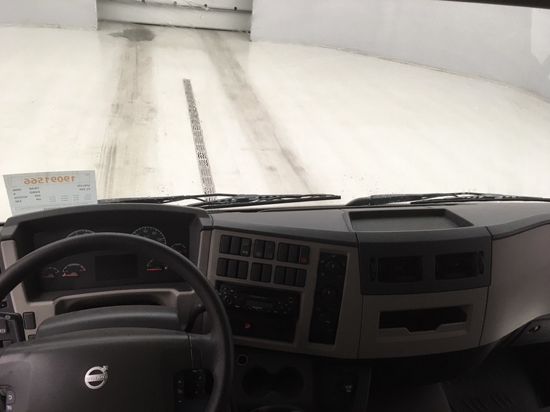 Кабина и интериор Volvo FL Volvo FL: снимка 9