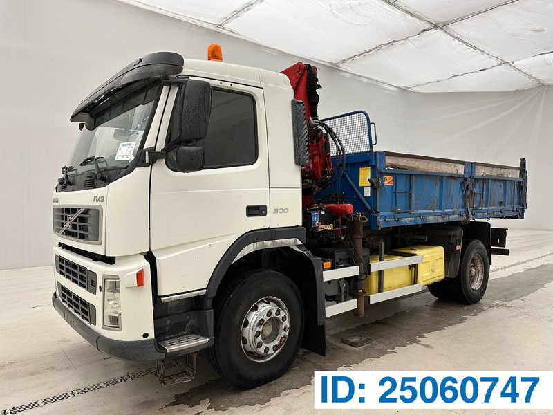 Volvo FM 300* - Самосвал камион, Камион с кран: снимка 1 Volvo FM 300* - Самосвал камион, Камион с кран: снимка 1