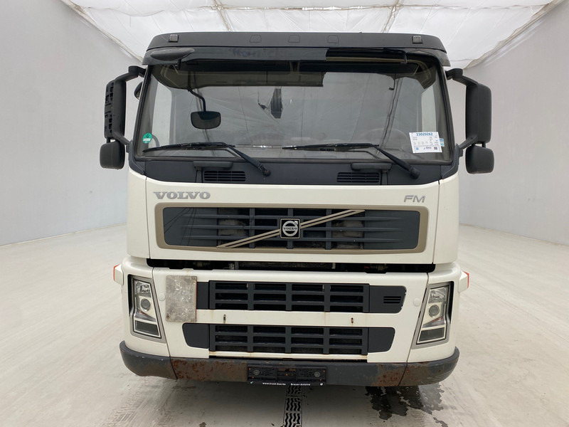 Volvo FM 300 - Бордови камион, Камион с кран: снимка 2 Volvo FM 300 - Бордови камион, Камион с кран: снимка 2