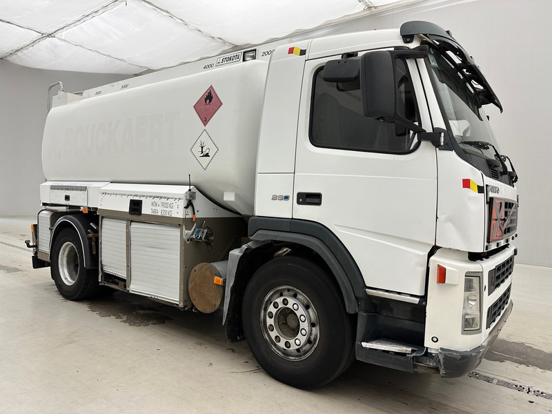 Volvo FM9.260 - Камион цистерна: снимка 3 Volvo FM9.260 - Камион цистерна: снимка 3