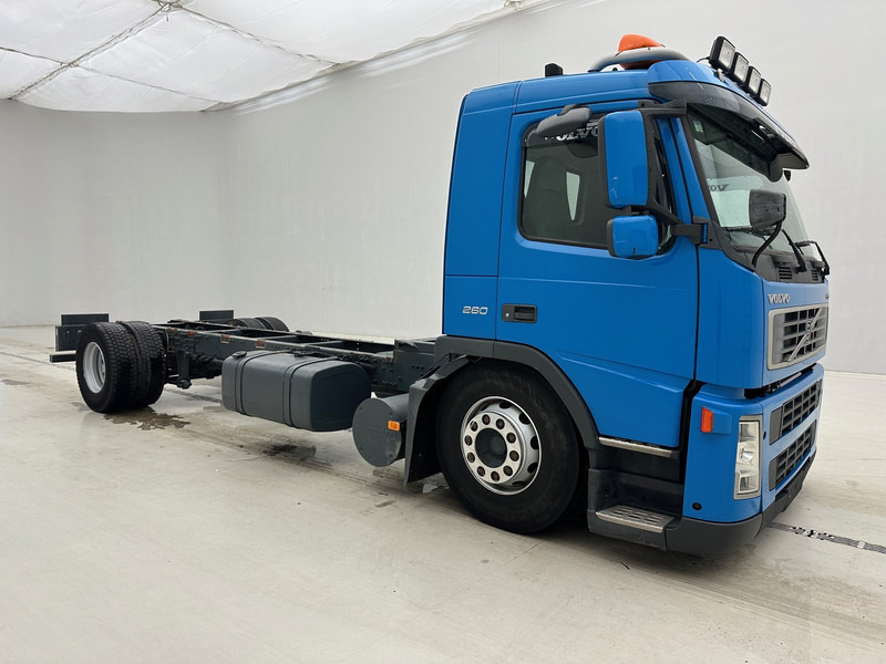 Volvo FM9.260 - Шаси кабина: снимка 3 Volvo FM9.260 - Шаси кабина: снимка 3