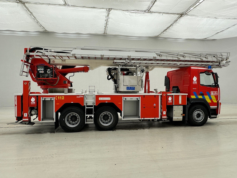 Volvo MAGIRUS ALP330 - FM 340 - 6x4 - Пожарна кола: снимка 4 Volvo MAGIRUS ALP330 - FM 340 - 6x4 - Пожарна кола: снимка 4