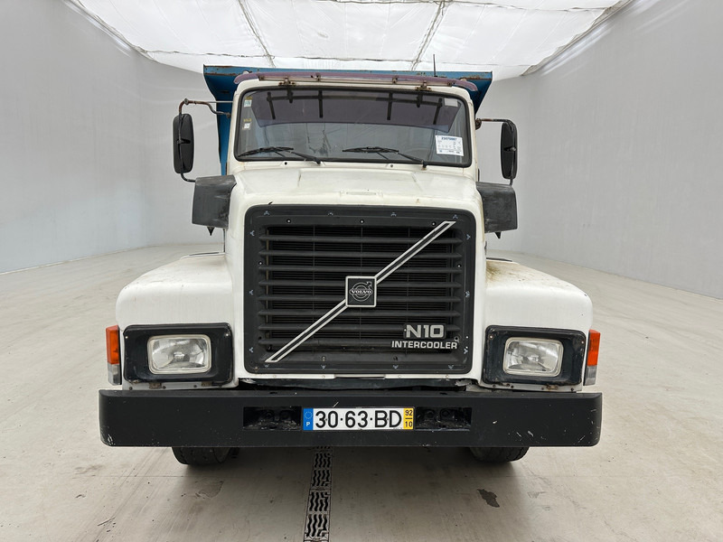 Volvo N10.320 - 6x4 - Самосвал камион: снимка 2 Volvo N10.320 - 6x4 - Самосвал камион: снимка 2