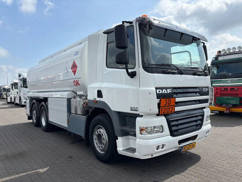 DAF CF 85.360 6X2 Euro 5 21300 Liter Fueltank - Камион цистерна: снимка 2 DAF CF 85.360 6X2 Euro 5 21300 Liter Fueltank - Камион цистерна: снимка 2