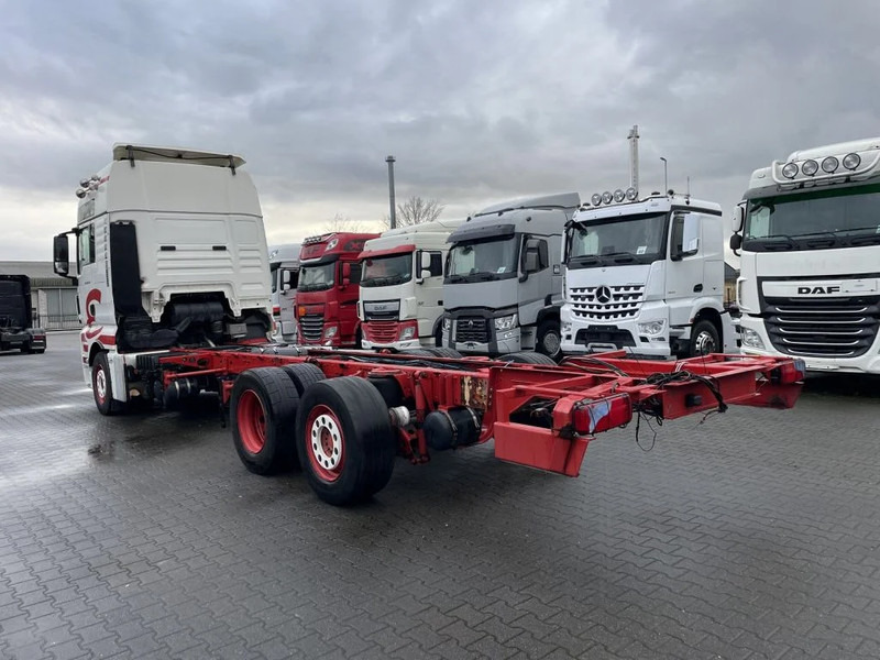 MAN TGX 26.540 Euro 5 Retarder - Шаси кабина: снимка 3 MAN TGX 26.540 Euro 5 Retarder - Шаси кабина: снимка 3