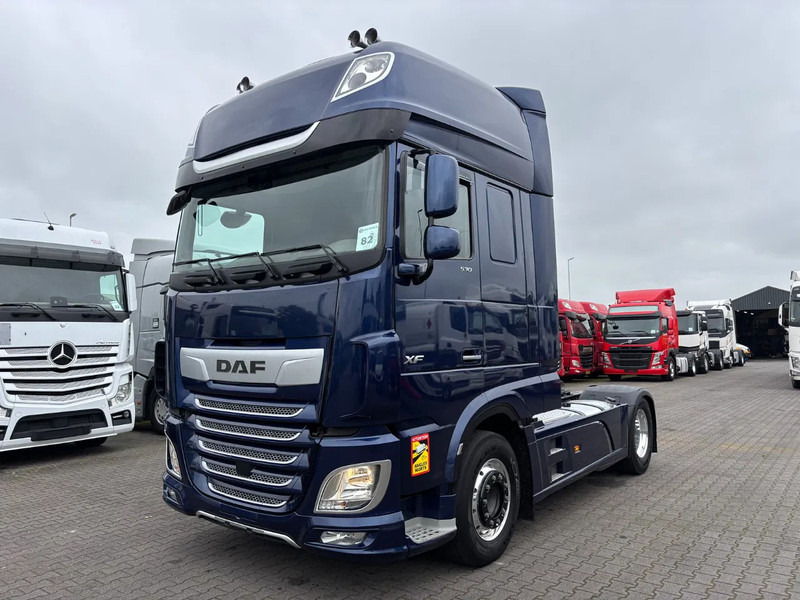 DAF XF 530 Super Spacecab Euro 6 - Влекач: снимка 1 DAF XF 530 Super Spacecab Euro 6 - Влекач: снимка 1
