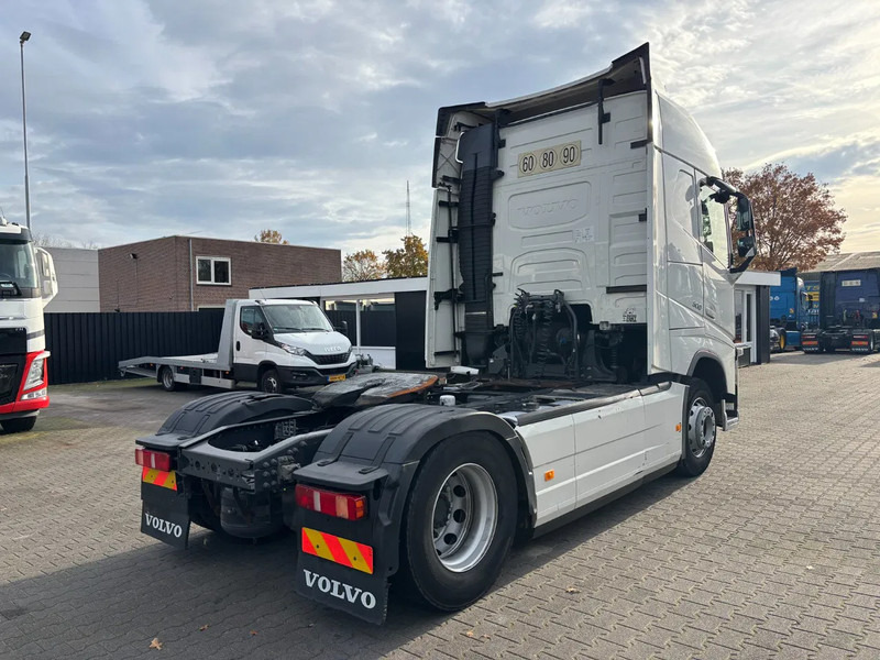 Volvo FH 500 Globetrotter Euro 6 - Влекач: снимка 4 Volvo FH 500 Globetrotter Euro 6 - Влекач: снимка 4