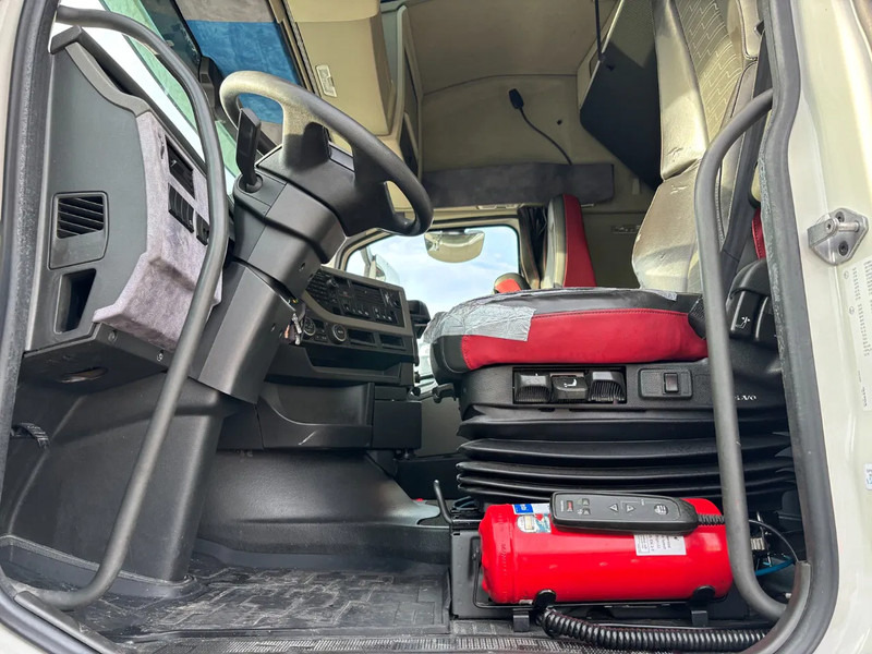 Volvo FH 500 Globetrotter Euro 6 - Влекач: снимка 5 Volvo FH 500 Globetrotter Euro 6 - Влекач: снимка 5