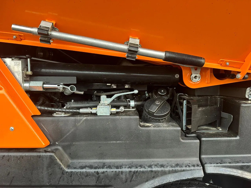 Лизинг на Bucher CITYCAT V20 Bucher CITYCAT V20: снимка 17