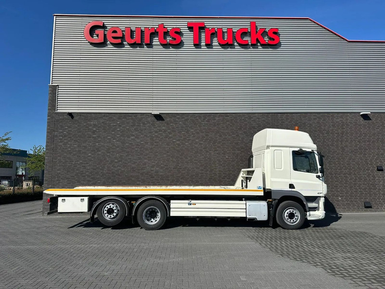 DAF CF 410 6X2 M4SN3 OPRIJWAGEN / MACHINE TRANSPORTE - Автовоз камион: снимка 4 DAF CF 410 6X2 M4SN3 OPRIJWAGEN / MACHINE TRANSPORTE - Автовоз камион: снимка 4