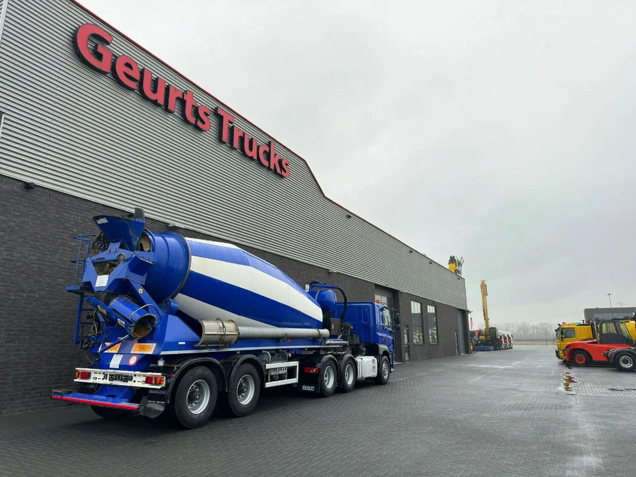 DAF CF 510 6X4 + DE BUF ST2 2-ASSIGE 10M3 CONCRETE M - Бетоновоз: снимка 5 DAF CF 510 6X4 + DE BUF ST2 2-ASSIGE 10M3 CONCRETE M - Бетоновоз: снимка 5