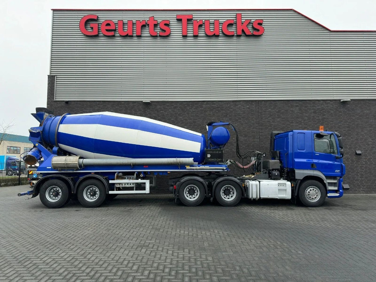 DAF CF 510 6X4 + DE BUF ST2 2-ASSIGE 10M3 CONCRETE M - Бетоновоз: снимка 4 DAF CF 510 6X4 + DE BUF ST2 2-ASSIGE 10M3 CONCRETE M - Бетоновоз: снимка 4