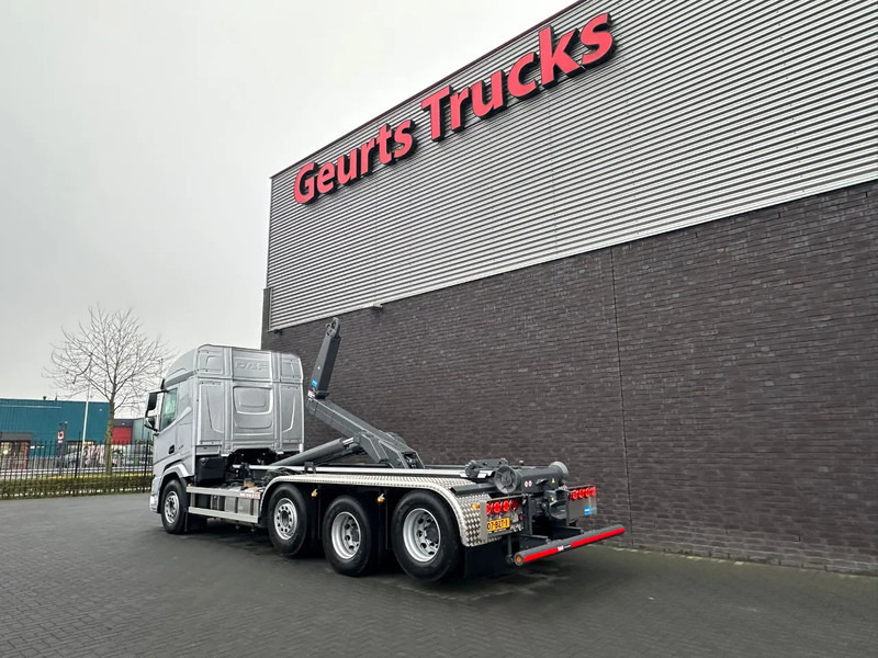 DAF XF 530 8X2 TRIPLE VDL S-30-6700 HAAKARMSYSTEEM/ABROLLKIPPER/HOOKLIFT/NIEUW/NEW - Мултилифт с кука камион: снимка 3 DAF XF 530 8X2 TRIPLE VDL S-30-6700 HAAKARMSYSTEEM/ABROLLKIPPER/HOOKLIFT/NIEUW/NEW - Мултилифт с кука камион: снимка 3