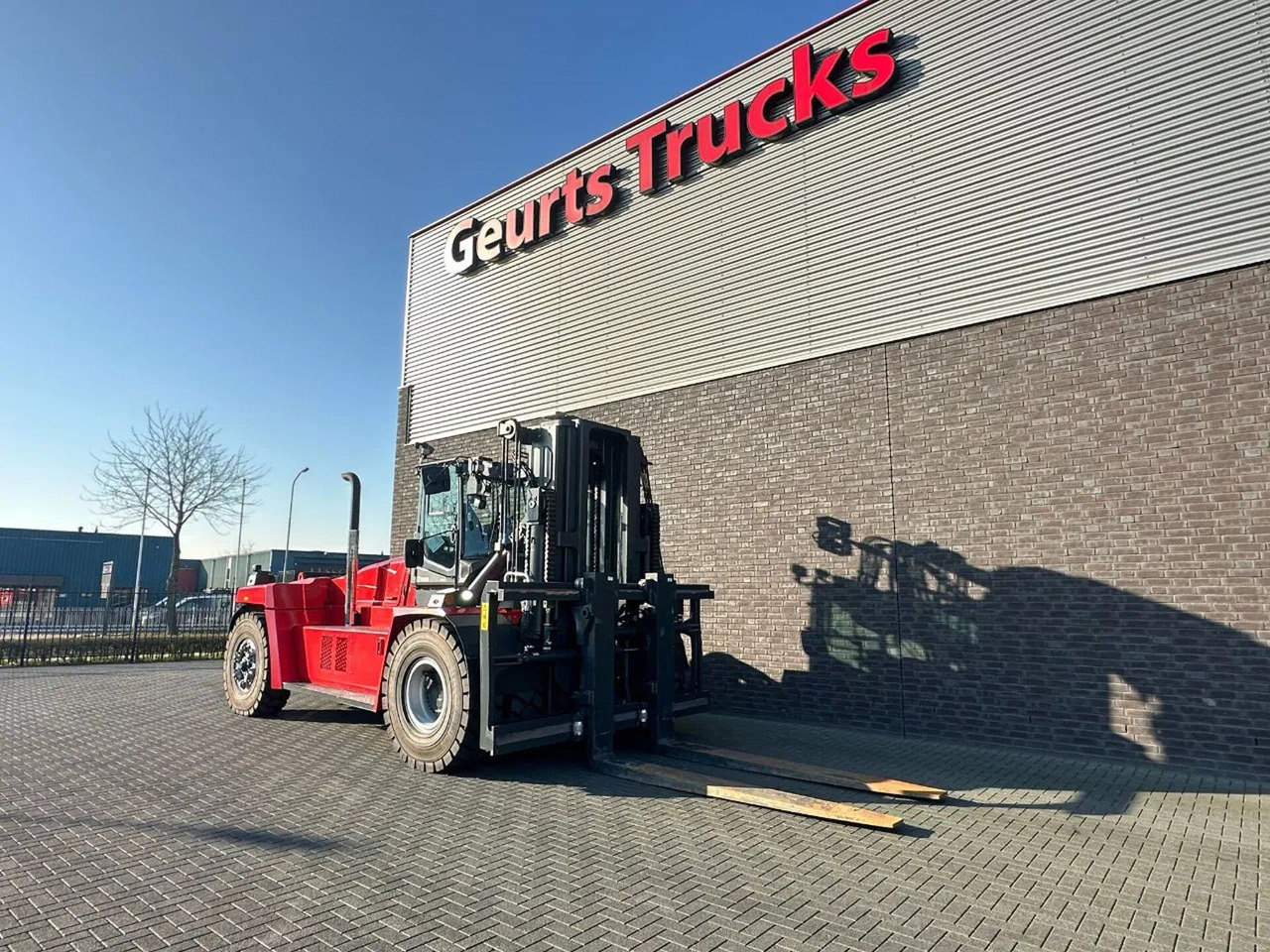 Kalmar DCG 330-12 VORKHEFTRUCK/ GABELSTAPLER/ FORKLIFT - Дизелов мотокар: снимка 5 Kalmar DCG 330-12 VORKHEFTRUCK/ GABELSTAPLER/ FORKLIFT - Дизелов мотокар: снимка 5