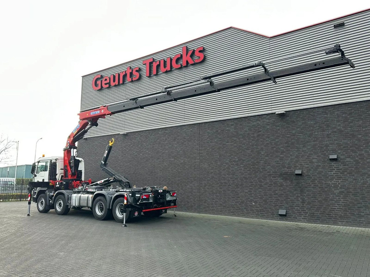 MAN TGS 35.460 8X4 BL+ HYVA 18.55.S HAAKARMSYSTEEM E - Мултилифт с кука камион, Камион с кран: снимка 3 MAN TGS 35.460 8X4 BL+ HYVA 18.55.S HAAKARMSYSTEEM E - Мултилифт с кука камион, Камион с кран: снимка 3