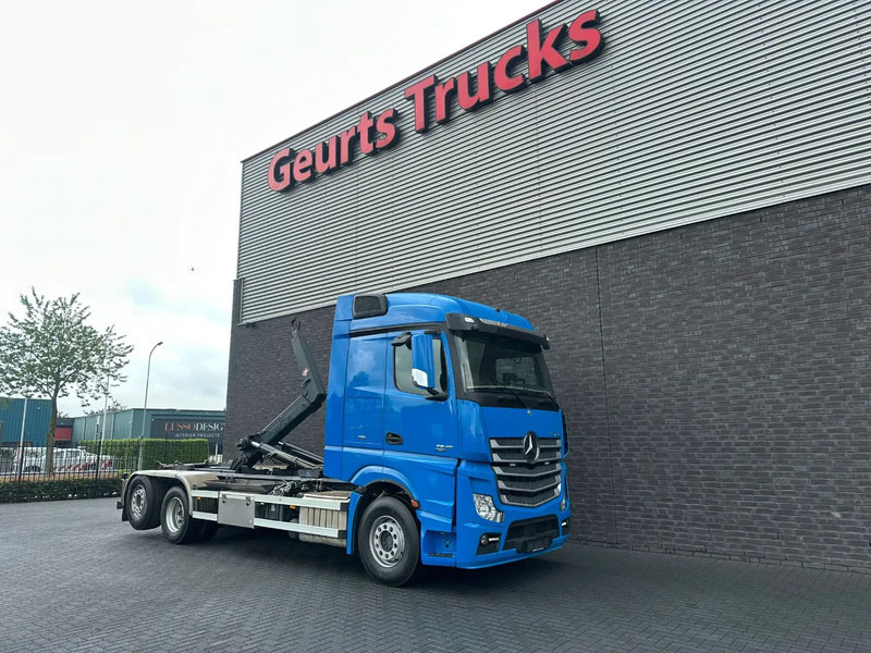Mercedes-Benz Actros 2545 6X2 MET HIAB MULTILIFT XR21S61 HAAKARMSYSTEEM / ABROLLKIPPER / HOOKLIFT - Мултилифт с кука камион: снимка 5 Mercedes-Benz Actros 2545 6X2 MET HIAB MULTILIFT XR21S61 HAAKARMSYSTEEM / ABROLLKIPPER / HOOKLIFT - Мултилифт с кука камион: снимка 5