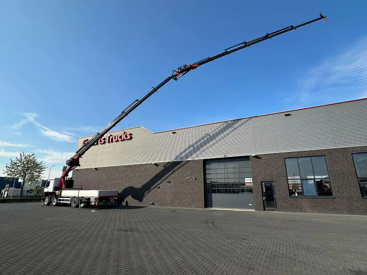 Mercedes-Benz Arocs 3251 8X2 + HMF 7020-K7 FJ 1400-K6 KRAAN/KR - Камион с кран: снимка 3 Mercedes-Benz Arocs 3251 8X2 + HMF 7020-K7 FJ 1400-K6 KRAAN/KR - Камион с кран: снимка 3