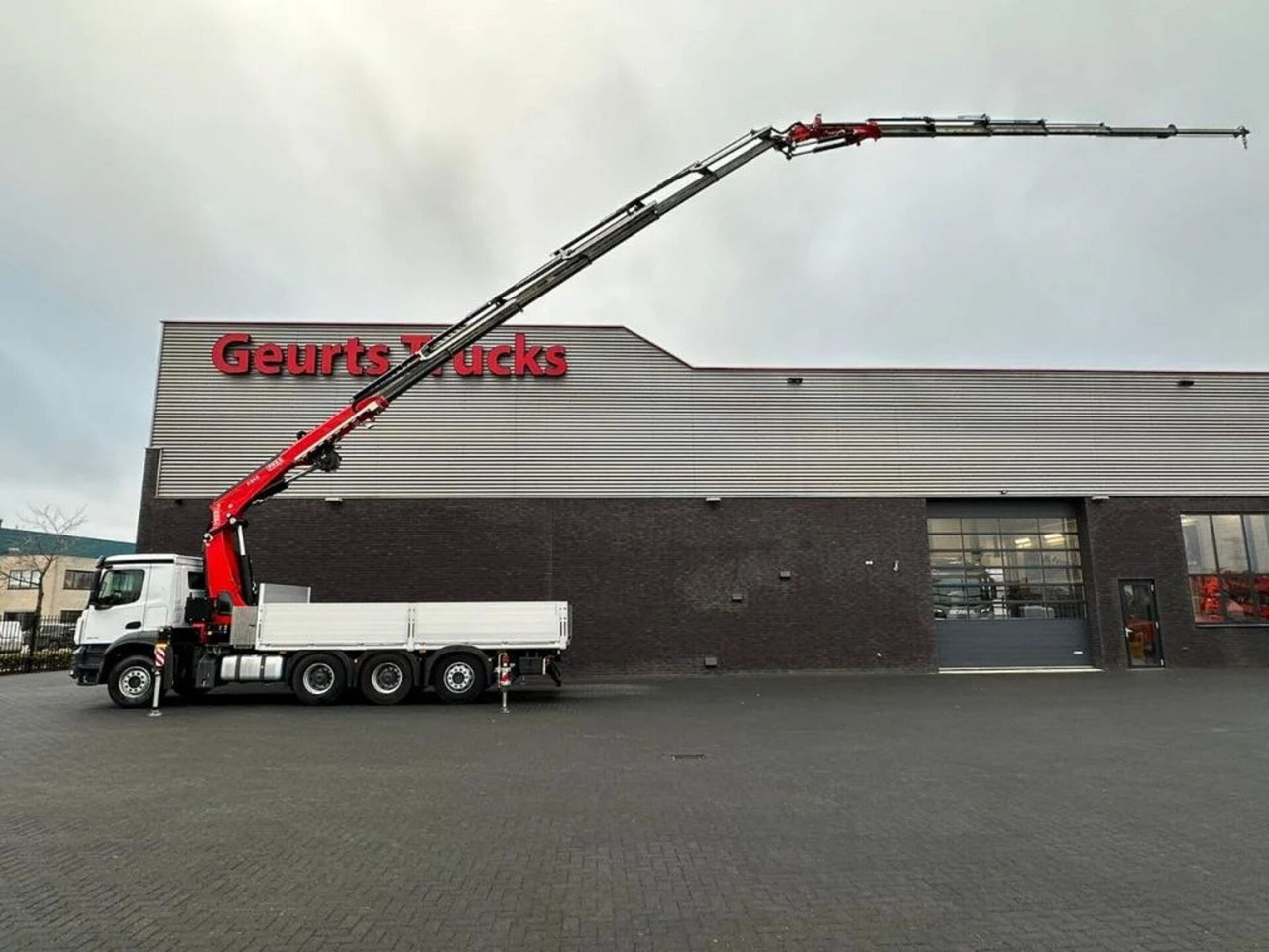 Mercedes-Benz Arocs 3646 L 8X4 + FASSI F545RA.2.26 XE-DYNAMIC - Камион с кран: снимка 1 Mercedes-Benz Arocs 3646 L 8X4 + FASSI F545RA.2.26 XE-DYNAMIC - Камион с кран: снимка 1
