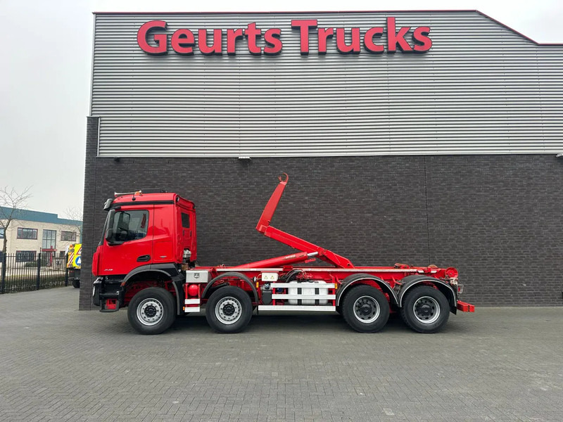 Mercedes-Benz Arocs 8X4 VDL S-30-6600 HAAKARMSYSTEEM/ABROLLKIPPER/HOOKLIFT - Камион с кабелна система: снимка 1 Mercedes-Benz Arocs 8X4 VDL S-30-6600 HAAKARMSYSTEEM/ABROLLKIPPER/HOOKLIFT - Камион с кабелна система: снимка 1