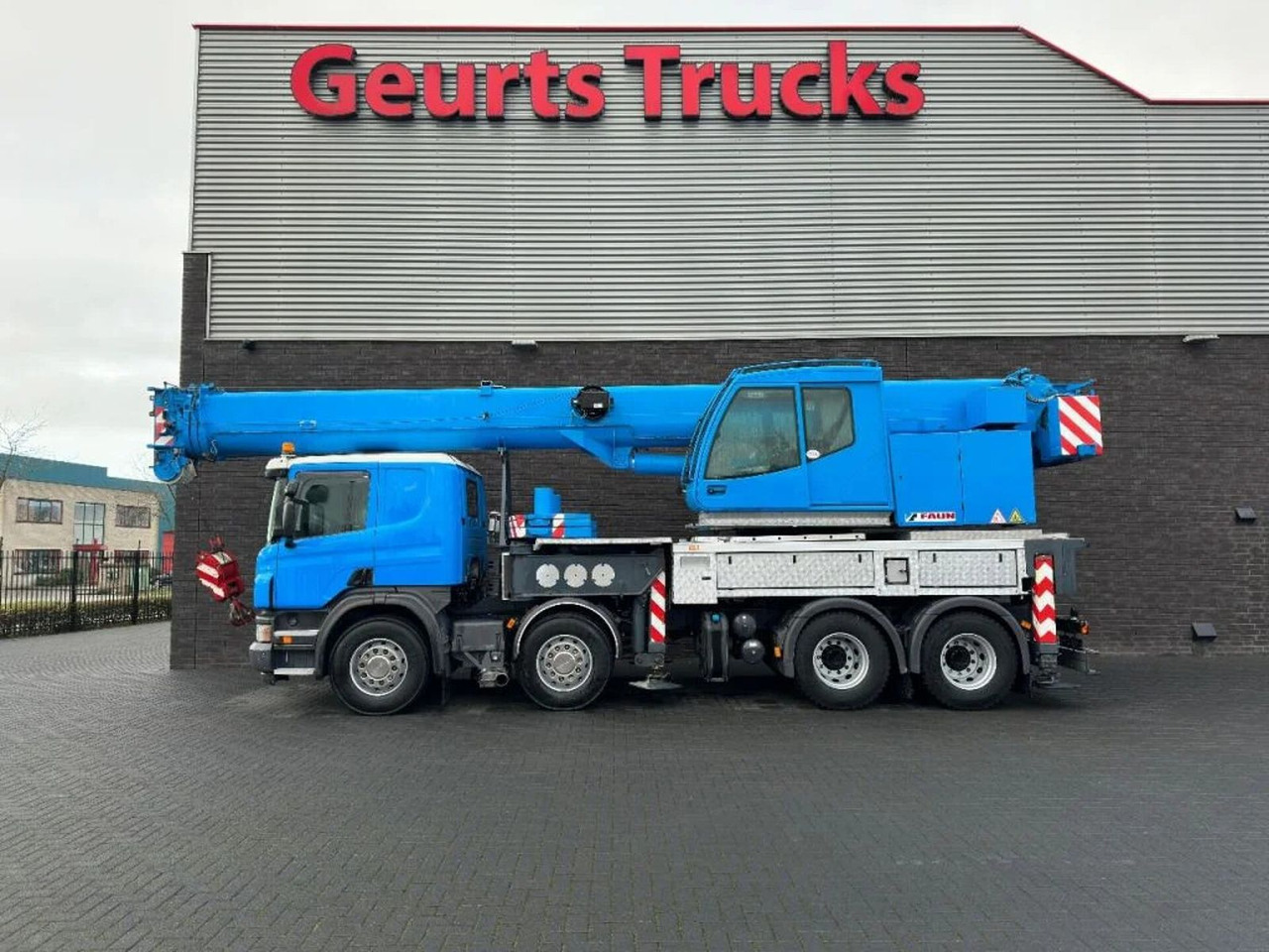 Scania P420 8X4 + FAUN HK 40 + JIB KRAAN/KRAN/CRANE/GRU - Камион с кран: снимка 1 Scania P420 8X4 + FAUN HK 40 + JIB KRAAN/KRAN/CRANE/GRU - Камион с кран: снимка 1