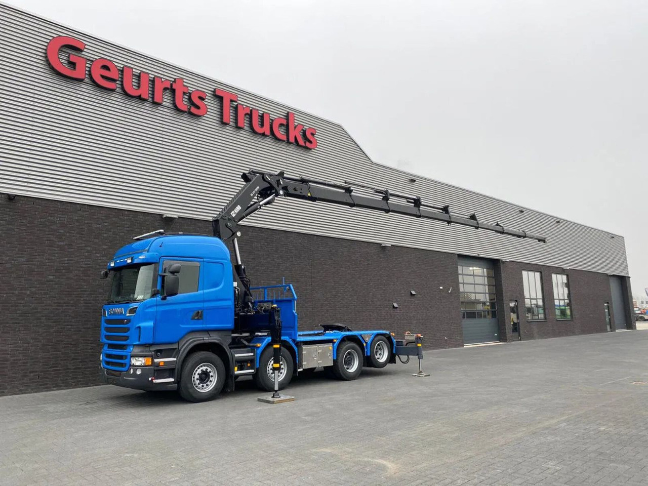 Scania R560 V8 8X2 TREKKER/BAKWAGEN + HIAB 477E-8 HIPRO - Камион с кран: снимка 4 Scania R560 V8 8X2 TREKKER/BAKWAGEN + HIAB 477E-8 HIPRO - Камион с кран: снимка 4
