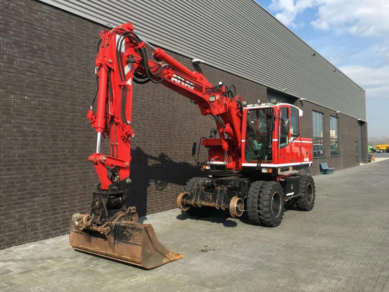 Terex TW 160 SR RAILWAY EXAVATOR - Колесен багер: снимка 2 Terex TW 160 SR RAILWAY EXAVATOR - Колесен багер: снимка 2