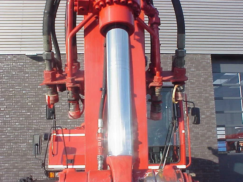 Terex TW 160 SR RAILWAY EXAVATOR - Колесен багер: снимка 4 Terex TW 160 SR RAILWAY EXAVATOR - Колесен багер: снимка 4