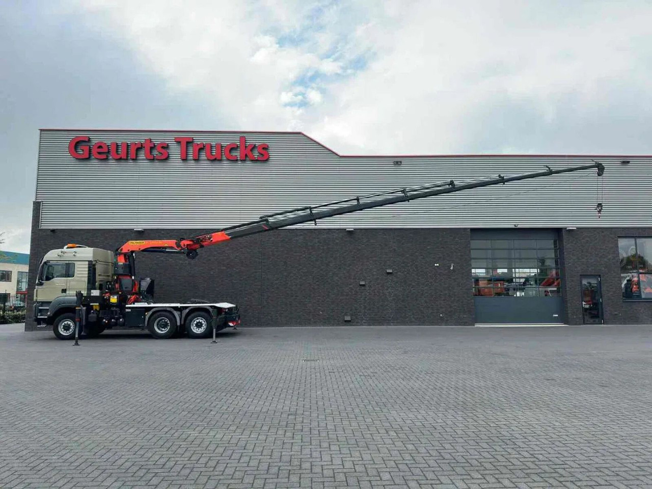 MAN TGS 28.480 6X4-4 BL + PALFINGER PK 34002-SH G PO - Влекач: снимка 4 MAN TGS 28.480 6X4-4 BL + PALFINGER PK 34002-SH G PO - Влекач: снимка 4