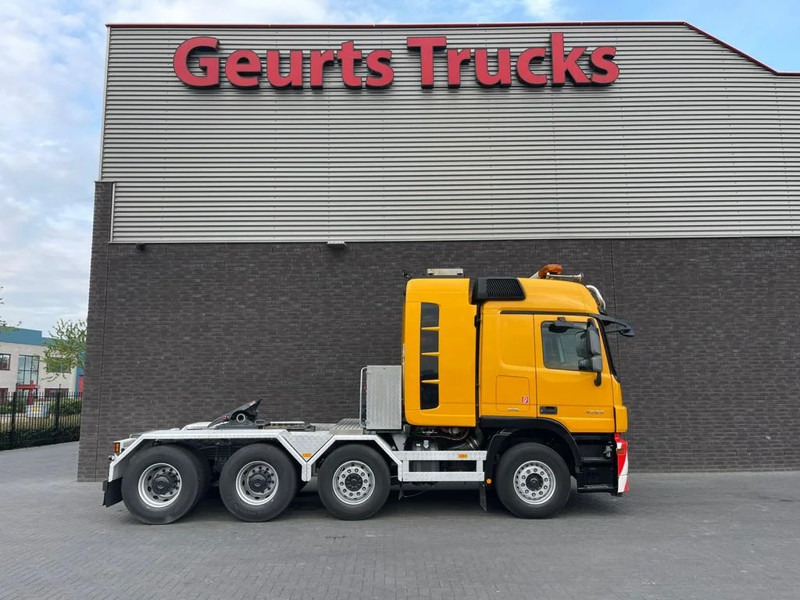 Mercedes-Benz Actros 4165 V8 8X4 SLT TITAN HEAVY DUTY TRACTOR/TREKKER/SZM 250 TON - Влекач: снимка 4 Mercedes-Benz Actros 4165 V8 8X4 SLT TITAN HEAVY DUTY TRACTOR/TREKKER/SZM 250 TON - Влекач: снимка 4