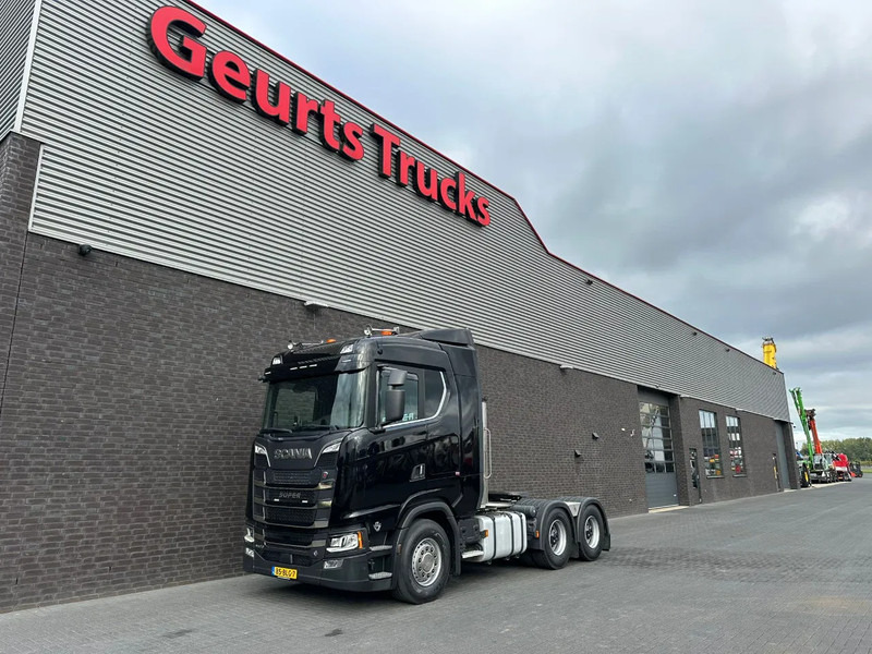 Scania S520 6X4 HEAVY DUTY TRACTOR/TREKKER/SZM - Влекач: снимка 2 Scania S520 6X4 HEAVY DUTY TRACTOR/TREKKER/SZM - Влекач: снимка 2