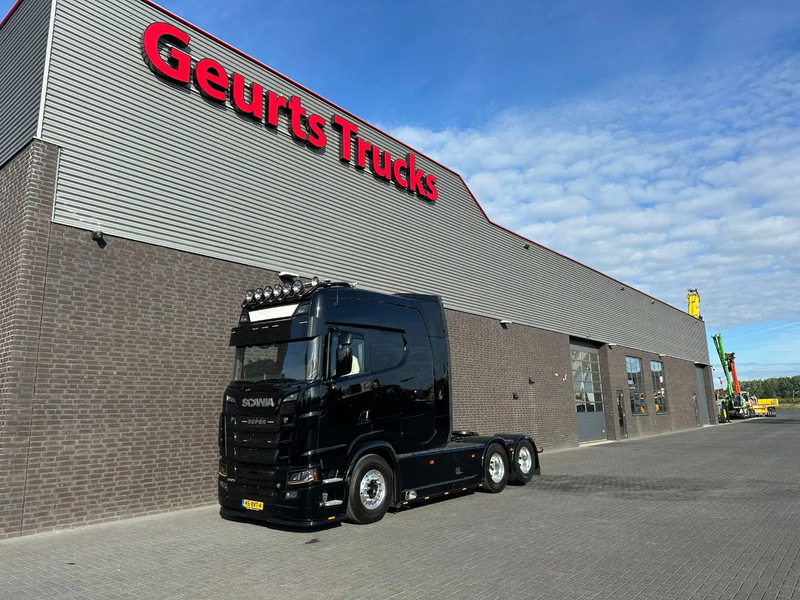 Scania S660 V8 6X2 LONGLINE SPECIAL INTERIOR BUFFL TREKKER MET HYDRAULIEK / SATTELZUG / TRACTOR UNIT / CAMIÓN - Влекач: снимка 2 Scania S660 V8 6X2 LONGLINE SPECIAL INTERIOR BUFFL TREKKER MET HYDRAULIEK / SATTELZUG / TRACTOR UNIT / CAMIÓN - Влекач: снимка 2