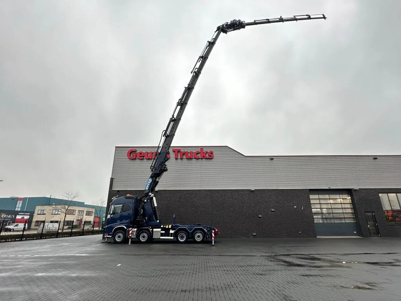Volvo FH 16.650 8X2 + EFFER 1855/8S + JIB 6S HEAVY DUT - Влекач: снимка 4 Volvo FH 16.650 8X2 + EFFER 1855/8S + JIB 6S HEAVY DUT - Влекач: снимка 4
