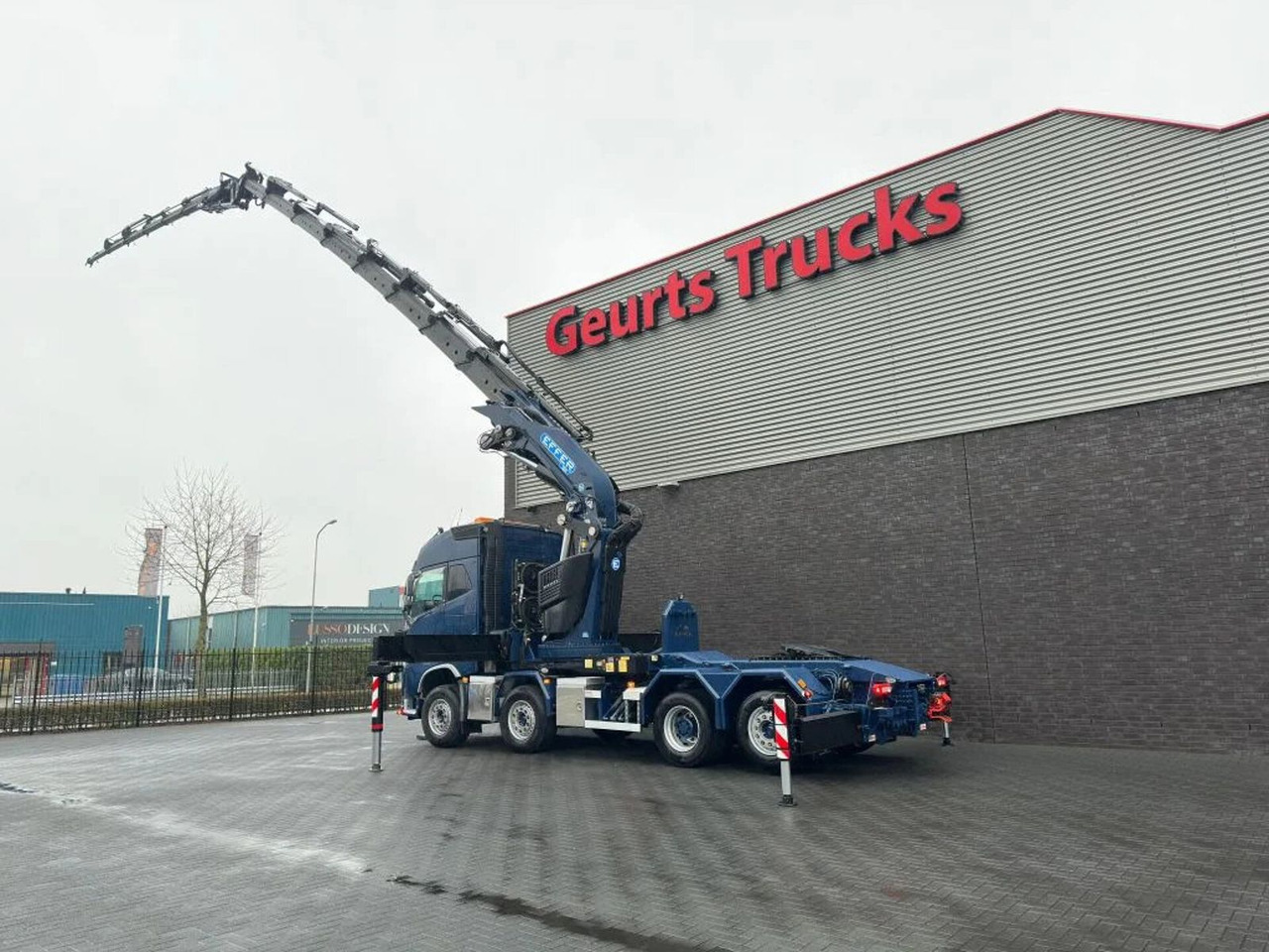 Лизинг на  Volvo FH 16.650 8X2 + EFFER 1855/8S + JIB 6S HEAVY DUT Volvo FH 16.650 8X2 + EFFER 1855/8S + JIB 6S HEAVY DUT: снимка 6