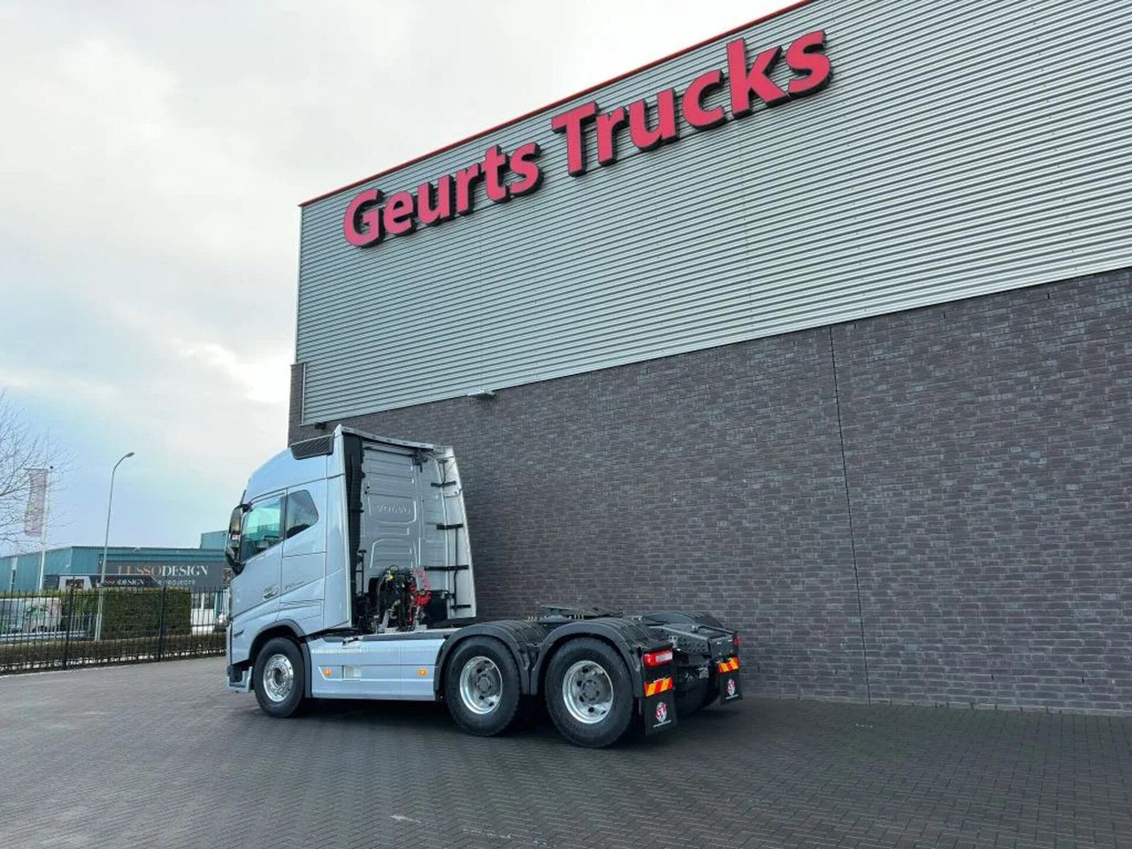 Volvo FH 16.750 6X4 TREKKER/TRACTOR/SZM EURO 6 HYDRAUL - Влекач: снимка 3 Volvo FH 16.750 6X4 TREKKER/TRACTOR/SZM EURO 6 HYDRAUL - Влекач: снимка 3