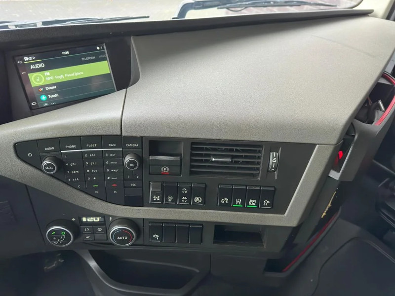 Влекач Volvo FH 460 6X4 TREKKER/TRACTOR/SZM EURO 6 HYDRAULIC: снимка 19