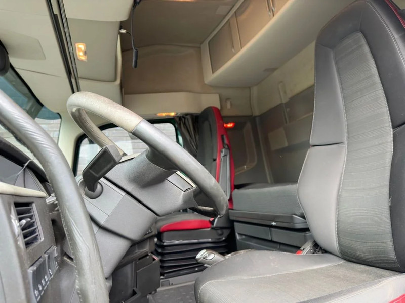 Влекач Volvo FH 500 6X4 TREKKER/TRACTOR/SZM EURO 6 HYDRAULIC: снимка 14 Влекач Volvo FH 500 6X4 TREKKER/TRACTOR/SZM EURO 6 HYDRAULIC: снимка 14