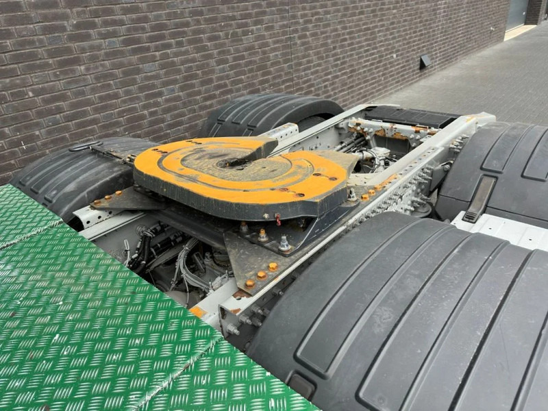Влекач Volvo FH 500 6X4 TREKKER/TRACTOR/SZM EURO 6 HYDRAULIC: снимка 11 Влекач Volvo FH 500 6X4 TREKKER/TRACTOR/SZM EURO 6 HYDRAULIC: снимка 11