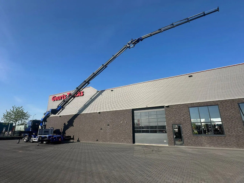 Volvo FH 540 8X4 TREKKER / BAKWAGEN MET PALFINGER PK135.002 TEC7 + JIB PJ190 KRAAN / KRAN / CRANE / GRUA - Камион с кран: снимка 3 Volvo FH 540 8X4 TREKKER / BAKWAGEN MET PALFINGER PK135.002 TEC7 + JIB PJ190 KRAAN / KRAN / CRANE / GRUA - Камион с кран: снимка 3