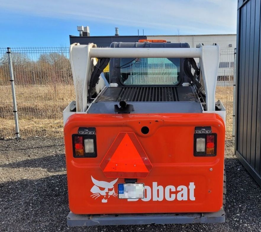 BOBCAT S530 - Мини челен товарач: снимка 3 BOBCAT S530 - Мини челен товарач: снимка 3