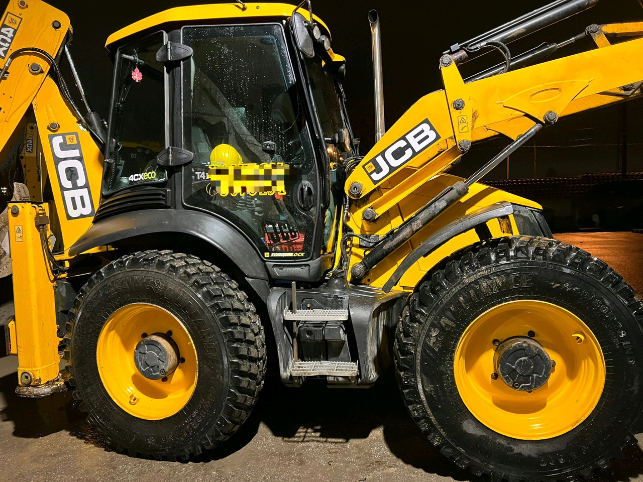 JCB 4CX - Багер-товарач: снимка 3 JCB 4CX - Багер-товарач: снимка 3