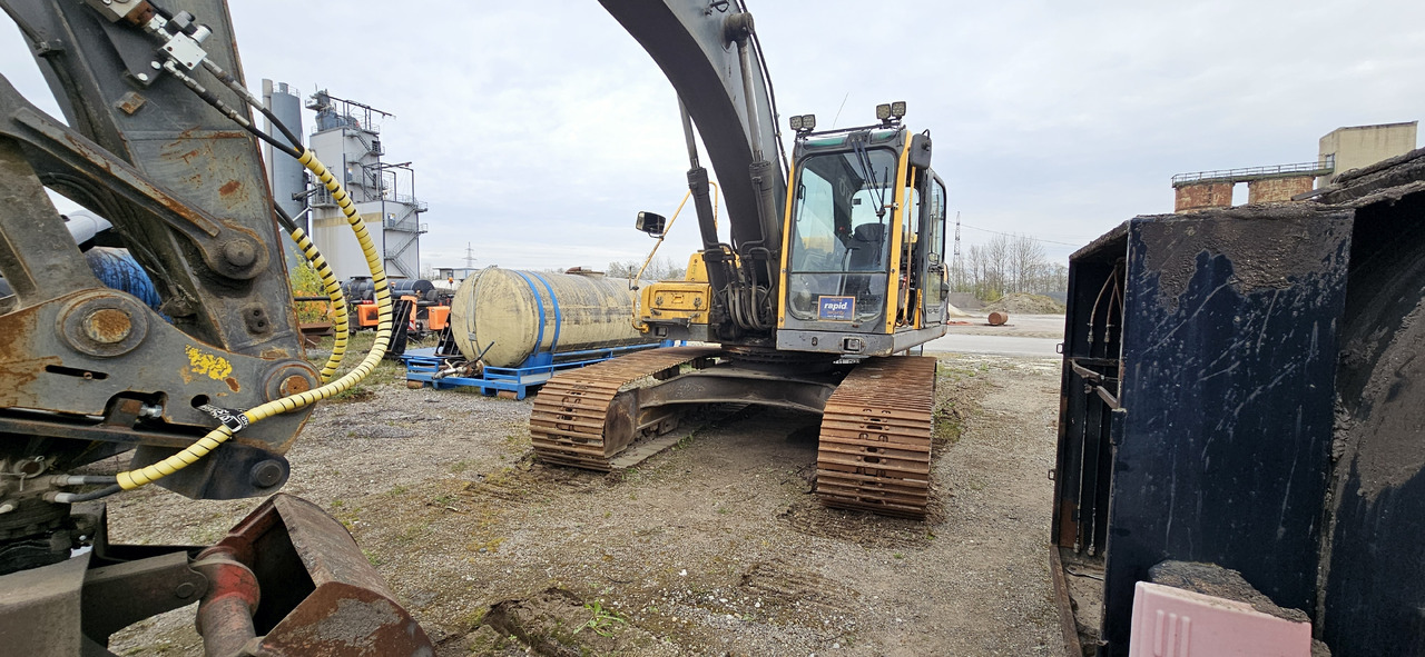 Volvo EC 210 BLC - Верижен багер: снимка 3 Volvo EC 210 BLC - Верижен багер: снимка 3