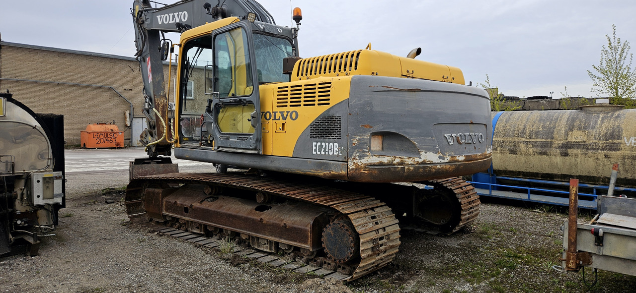 Volvo EC 210 BLC new engine - Верижен багер: снимка 4 Volvo EC 210 BLC new engine - Верижен багер: снимка 4
