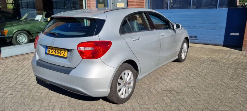 Mercedes-Benz A-Klasse 180 automaat.. 180 automaat - Лек автомобил: снимка 4 Mercedes-Benz A-Klasse 180 automaat.. 180 automaat - Лек автомобил: снимка 4