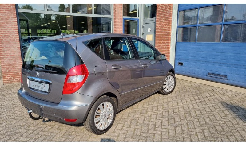 Хечбек Mercedes-Benz A-Klasse A160 Automaat Elegance.airco.trekhaak.: снимка 6