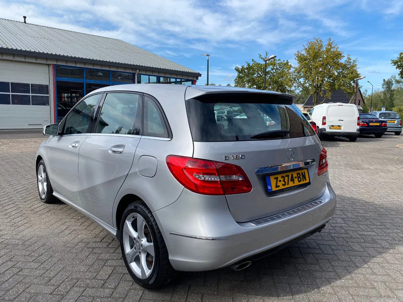 Mercedes-Benz B-Klasse 180 Ambition autom. panoramadak - Джип: снимка 5 Mercedes-Benz B-Klasse 180 Ambition autom. panoramadak - Джип: снимка 5